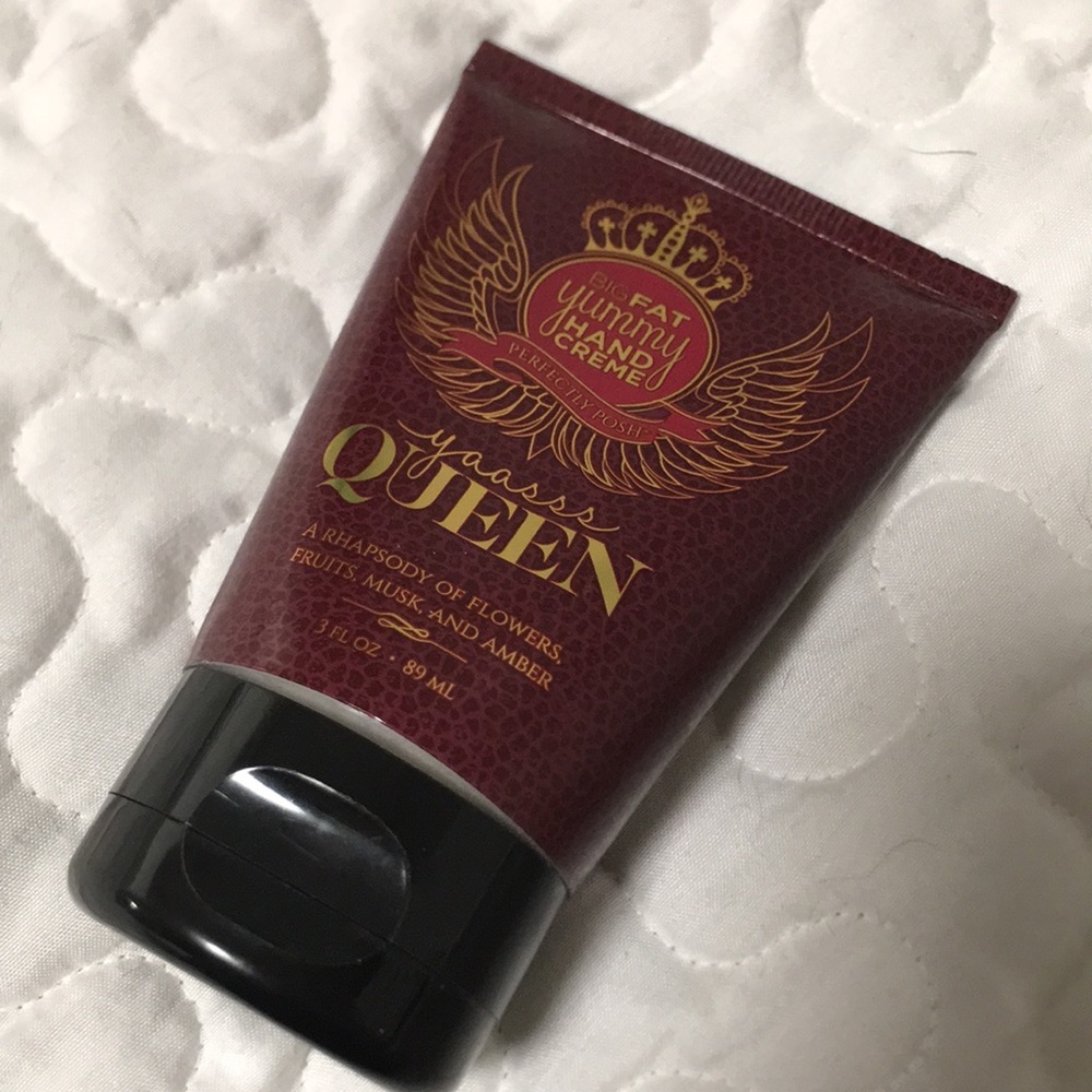 Perfectly Posh Hand Creme in Yaasss Queen